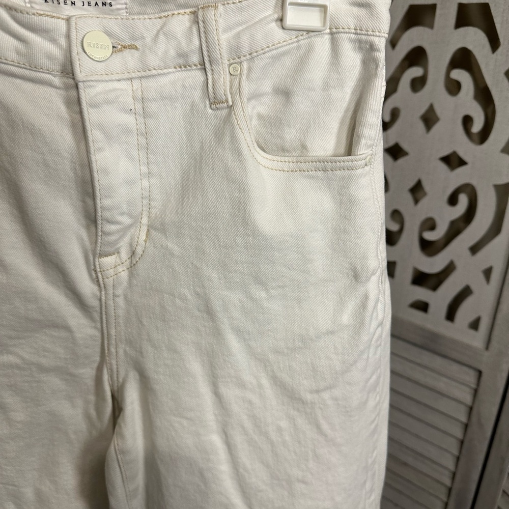 ⛔️Size 9/29 white wide legged jeans - Picture 2 of 8